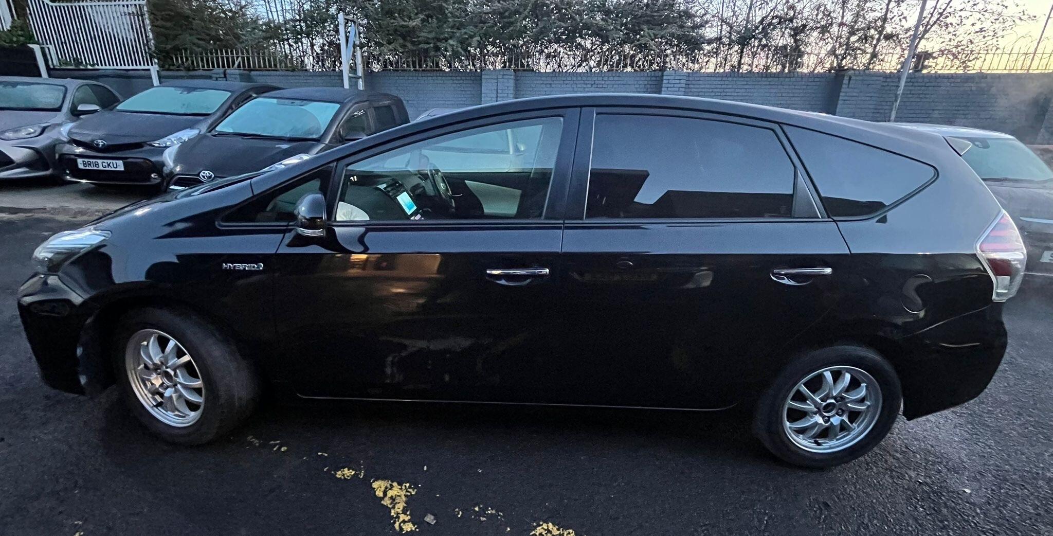 Toyota **SOLD** Prius+ - Excel VVh-T CVT Image